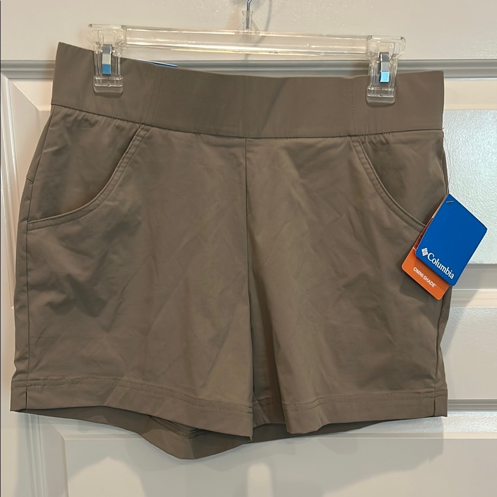 Columbia Tan Cargo Shorts Lightweight Casual